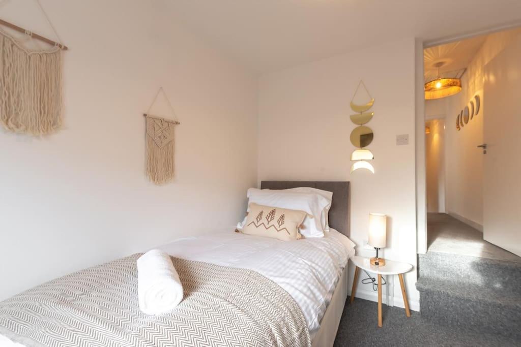 Beautiful 4 Bedroom House Reading Exteriör bild