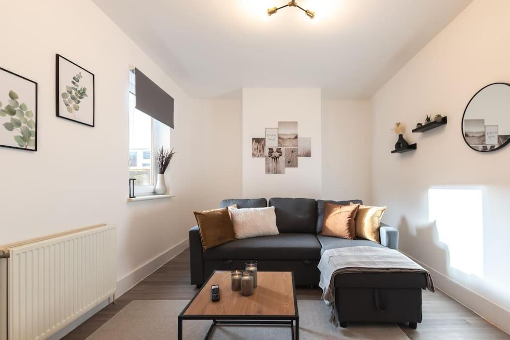 Beautiful 4 Bedroom House Reading Exteriör bild